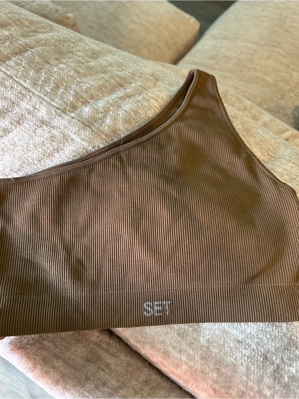 Set Active One-Shoulder Bra